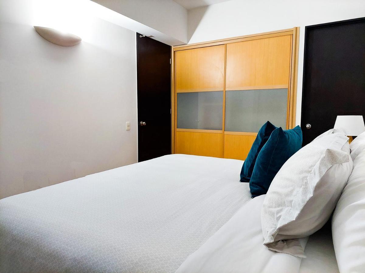 Punto Alameda - Reforma Apartment Kota Meksiko Bagian luar foto
